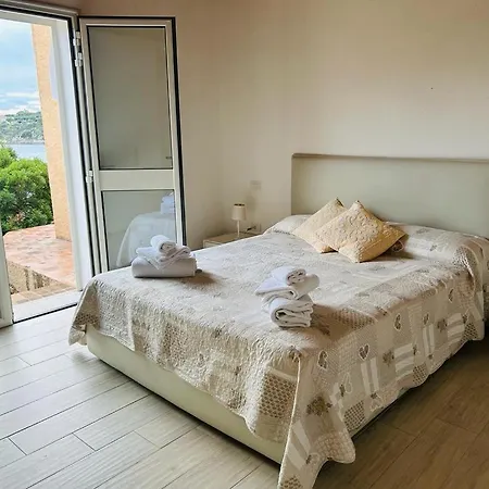 Cala Sassari 빌라 *